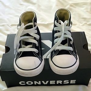 Black Converse sneakers size 9